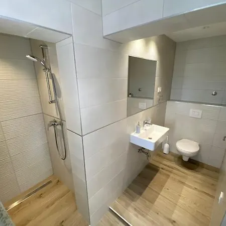 Bartol With Free Bikes Apartman