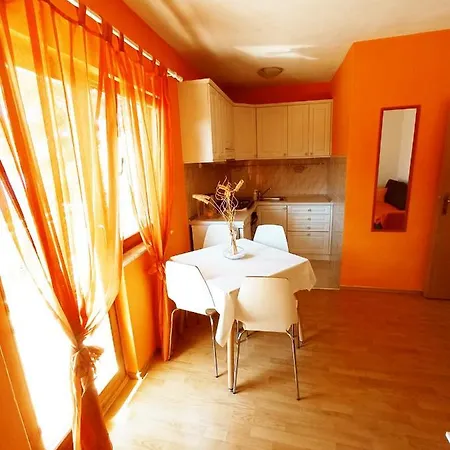 Bartol With Free Bikes Apartman