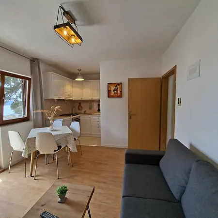 Apartman Bartol With Free Bikes Trogir