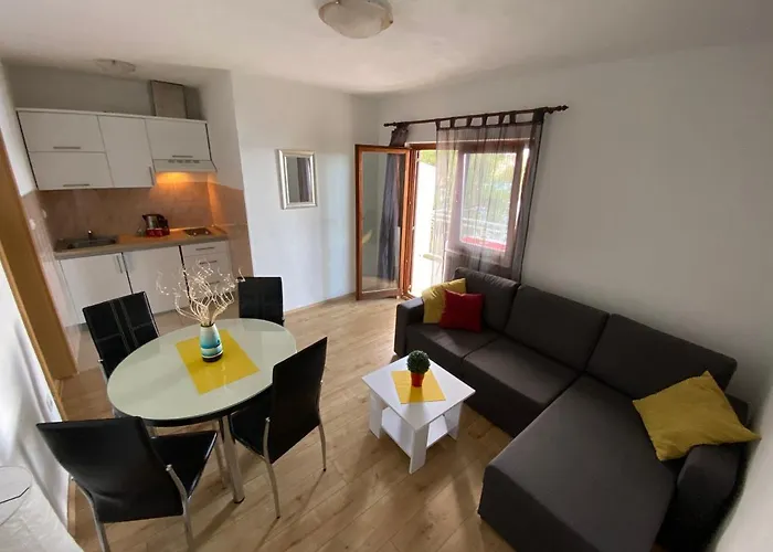 Apartments Bartol With Free Bikes