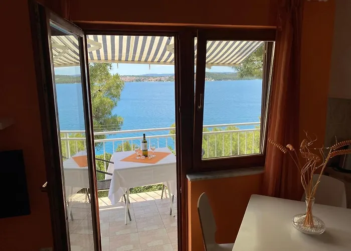 Apartman Apartments Bartol With Free Bikes Trogir