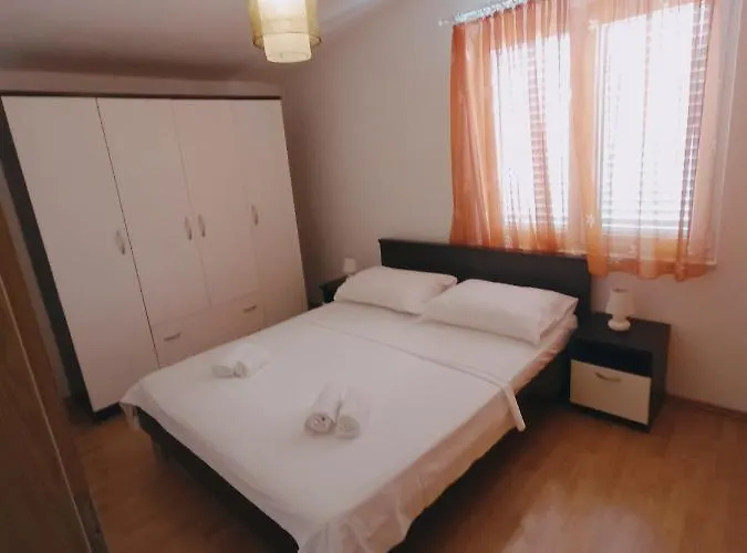 Apartments Bartol With Free Bikes Apartman