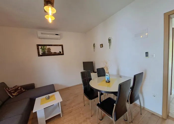 Apartments Bartol With Free Bikes *