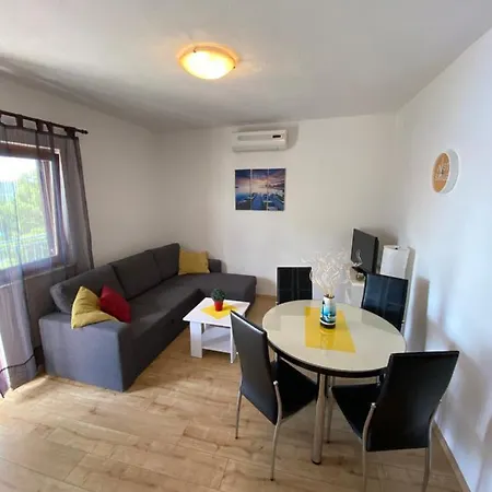 Appartement Bartol, Ideally Located Near The And Center, With Stunning Sea Views And Two Free Bikes Per