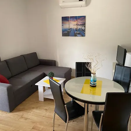 Apartment Apartments Bartol, Ideally Located Near The Beach And City Center, With Stunning Sea Views And Two Free Bikes Per Apartment *