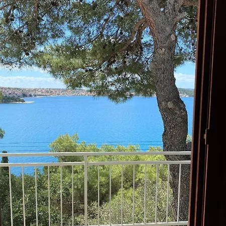 Apartment Apartments Bartol, Ideally Located Near The Beach And City Center, With Stunning Sea Views And Two Free Bikes Per Apartment Trogir