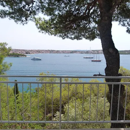 Apartment Apartments Bartol, Ideally Located Near The Beach And City Center, With Stunning Sea Views And Two Free Bikes Per Apartment Trogir