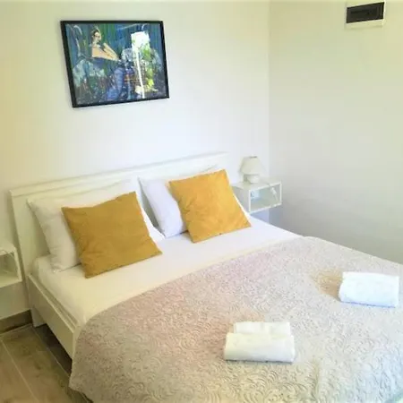 Bartol With Free Bikes And Great Local Food Appartement *