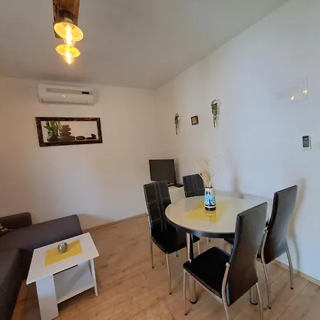 Apartments Bartol With Free Bikes *