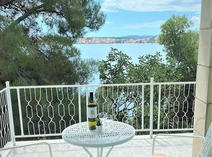 Apartments Bartol With Free Bikes Trogir