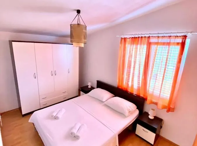 Bartol With Free Bikes Apartamento